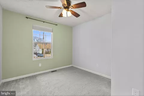 1821 Division Rd, Pasadena, MD 21122 photo 16