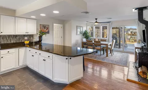 Kitchen - 5931 Flood Ave, Deale, MD 20751 photo 1 of 6
