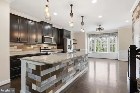 208 Admirals Ct, Arnold, MD 21012 photo 4