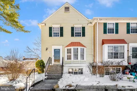 1483 Chatham Ct #64XA, Crofton, MD 21114
