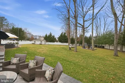 718 Penny Ct, Pasadena, MD 21122 photo 44
