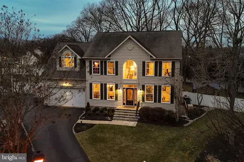 718 Penny Ct, Pasadena, MD 21122 photo 4