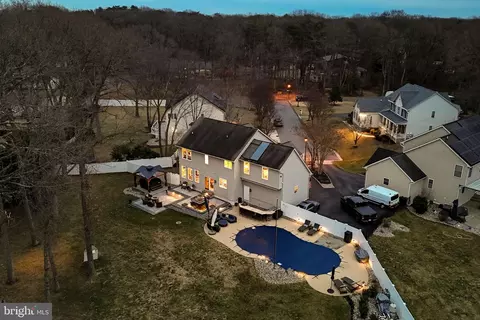 718 Penny Ct, Pasadena, MD 21122 photo 6