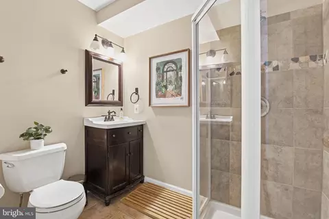 Bath - 1446 Ridgeway, Arnold, MD 21012 photo 1 of 2