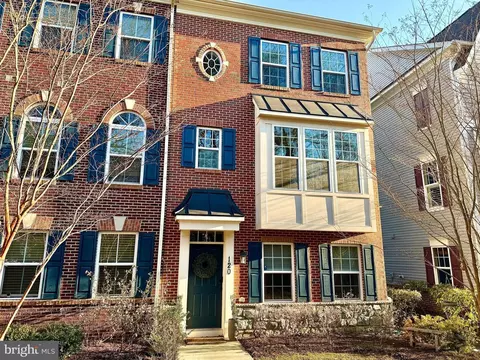 120 Waterline Ct, Annapolis, MD 21401