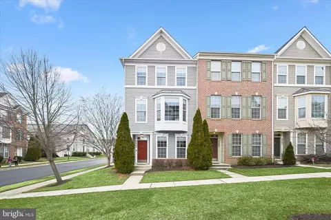 2669 Merlin Ct, Odenton, MD 21113