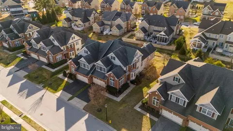 View/Area - 8414 Maple Brook Ln, Severn, MD 21144 photo 1 of 11