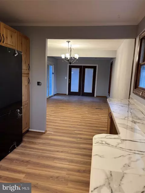 1079 Omar Dr, Crownsville, MD 21032