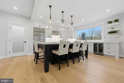Kitchen - 3590 S River Ter, Edgewater, MD 21037 photo 1 of 6