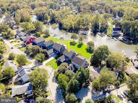 View/Area - 3590 S River Ter, Edgewater, MD 21037 photo 8 of 16