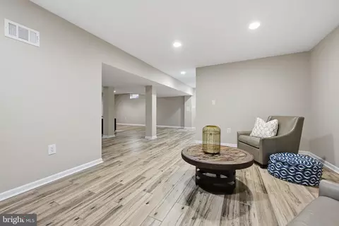 Living - 3590 S River Ter, Edgewater, MD 21037 photo 2 of 2