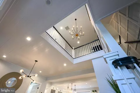 Entry Way - 3590 S River Ter, Edgewater, MD 21037 photo 1 of 14