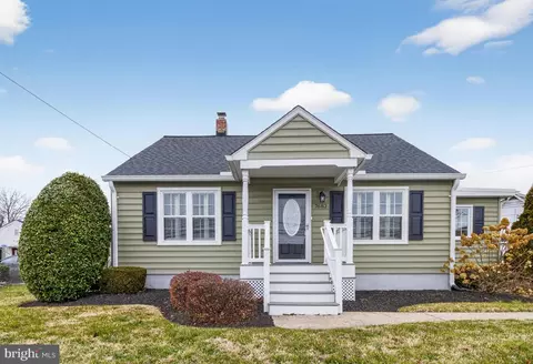 7682 Quarterfield Rd, Glen Burnie, MD 21061