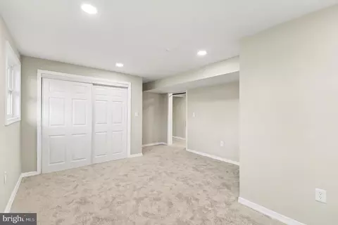 Bedroom - 3010 Marlin Dr, Riva, MD 21140 photo 2 of 2