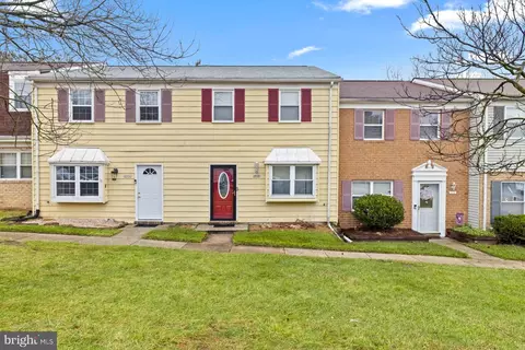 6454 Continental Dr, Glen Burnie, MD 21061