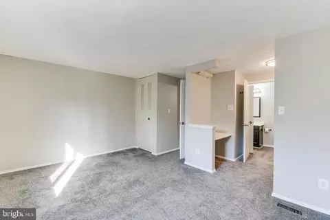 7946 Sutherland Ct, Pasadena, MD 21122 photo 27