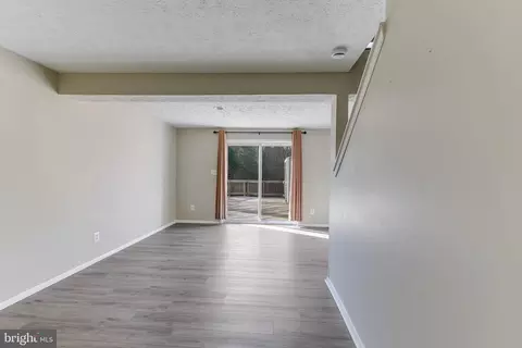 7946 Sutherland Ct, Pasadena, MD 21122 photo 35