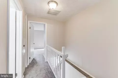 7946 Sutherland Ct, Pasadena, MD 21122 photo 28