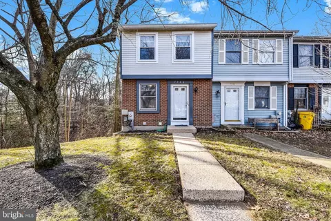 7946 Sutherland Ct, Pasadena, MD 21122