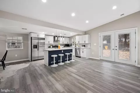 401 Stewart Ave, Arnold, MD 21012 photo 5