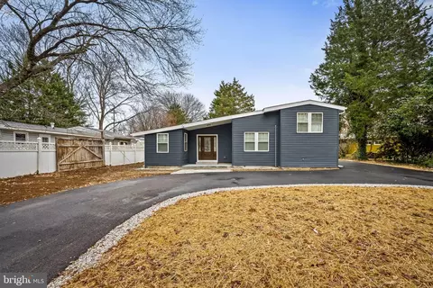 401 Stewart Ave, Arnold, MD 21012