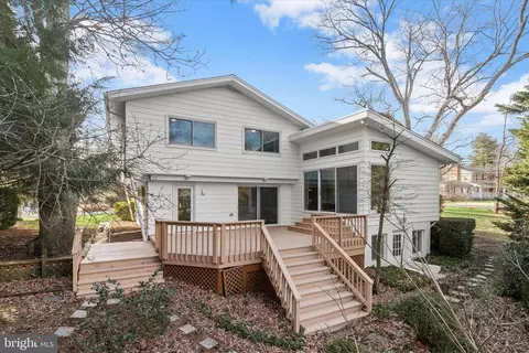 Exterior - 16 Wilelinor Dr, Edgewater, MD 21037 photo 6 of 9