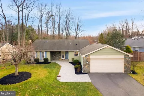 847 Woodmont Rd, Annapolis, MD 21401