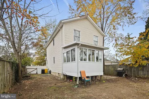 Exterior - 1617 Midland Rd, Edgewater, MD 21037 photo 7 of 11