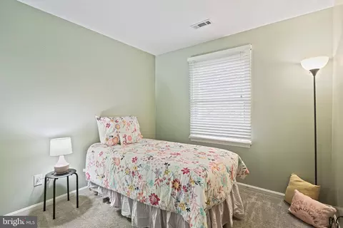 Bedroom - 1617 Midland Rd, Edgewater, MD 21037 photo 7 of 9