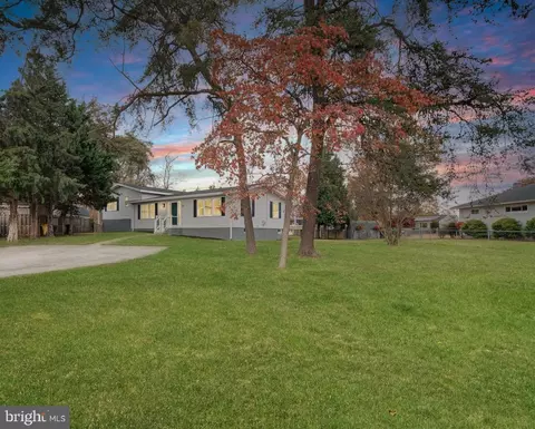 786 Jennie Dr, Severn, MD 21144