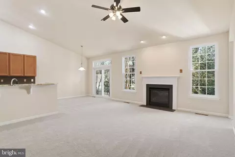 Living - 3029 Solstice Ln, Annapolis, MD 21401 photo 1 of 3