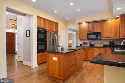 Kitchen - 3744 Parke Dr, Edgewater, MD 21037 photo 5 of 5