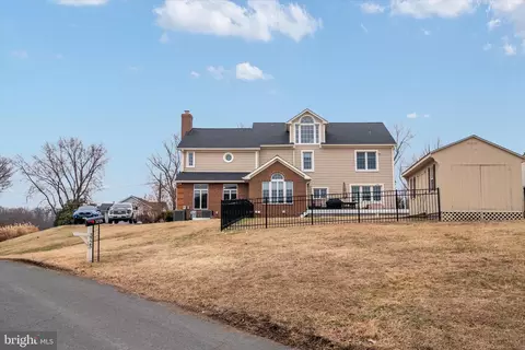 Exterior - 3744 Parke Dr, Edgewater, MD 21037 photo 10 of 11