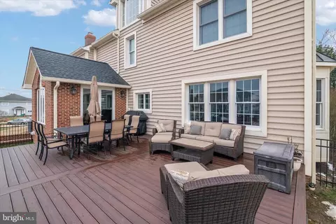 Exterior - 3744 Parke Dr, Edgewater, MD 21037 photo 6 of 11