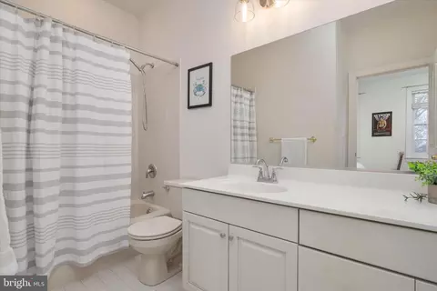 Bath - 3744 Parke Dr, Edgewater, MD 21037 photo 4 of 6