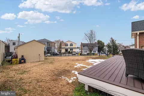 Exterior - 3744 Parke Dr, Edgewater, MD 21037 photo 8 of 11