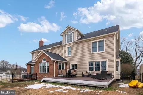 Exterior - 3744 Parke Dr, Edgewater, MD 21037 photo 9 of 11