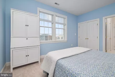 Bedroom - 3744 Parke Dr, Edgewater, MD 21037 photo 7 of 11