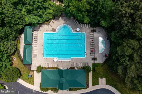 Exterior - 2640 Streamview Dr, Odenton, MD 21113 photo 10 of 12