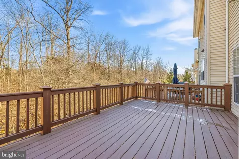 Exterior - 2640 Streamview Dr, Odenton, MD 21113 photo 2 of 12