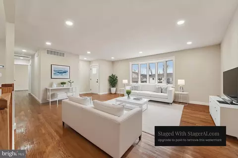 Living - 436 Old Line Ave, Laurel, MD 20724 photo 2 of 3