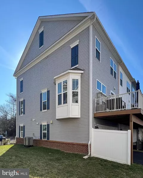 Exterior - 1608 Belle Dr, Annapolis, MD 21401 photo 8 of 8