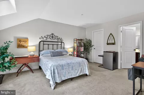 Bedroom - 1608 Belle Dr, Annapolis, MD 21401 photo 7 of 10