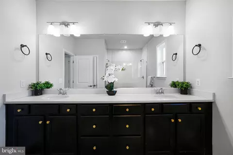 Entry Way - 3238 Watershed Blvd, Laurel, MD 20724 photo 7 of 13