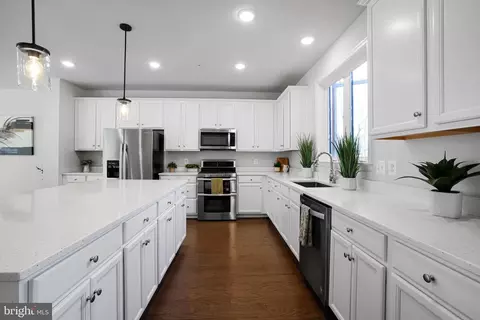 Kitchen - 3238 Watershed Blvd, Laurel, MD 20724 photo 2 of 3