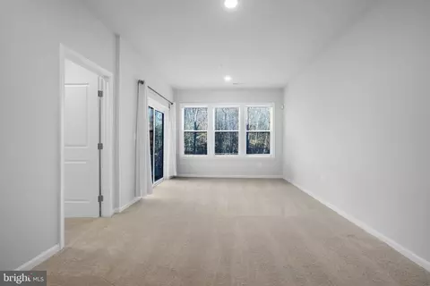 Living - 3238 Watershed Blvd, Laurel, MD 20724 photo 4 of 4