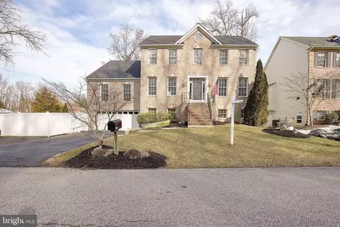 Exterior - 3325 Cedar Dr, Edgewater, MD 21037 photo 4 of 7