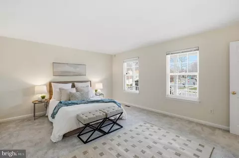 Bedroom - 807 Eastern Point Rd, Annapolis, MD 21401 photo 1 of 9