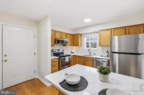 Other - 807 Eastern Point Rd, Annapolis, MD 21401 photo 3 of 26