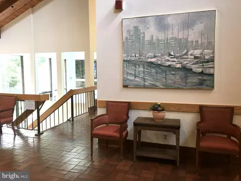 Entry Way - 807 Eastern Point Rd, Annapolis, MD 21401 photo 3 of 3